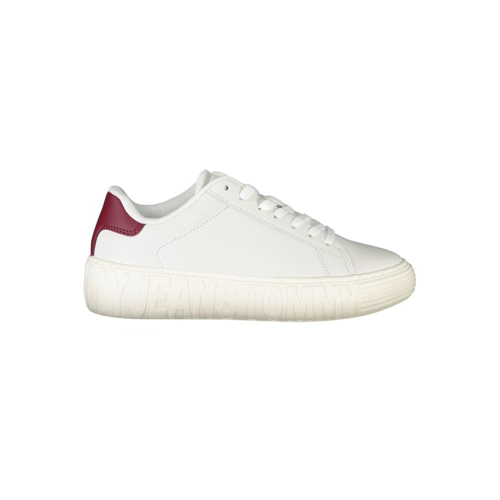 Witte leren damessneaker