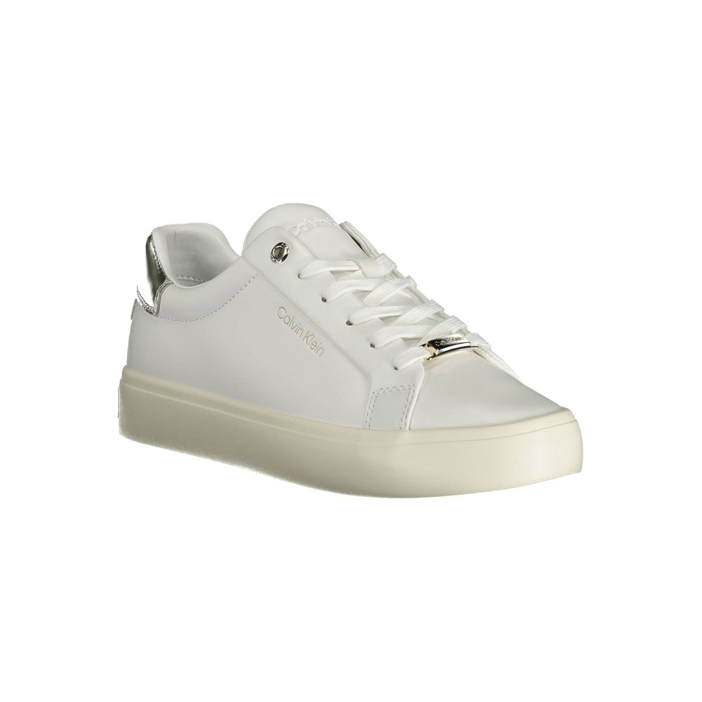 Witte leren damessneaker