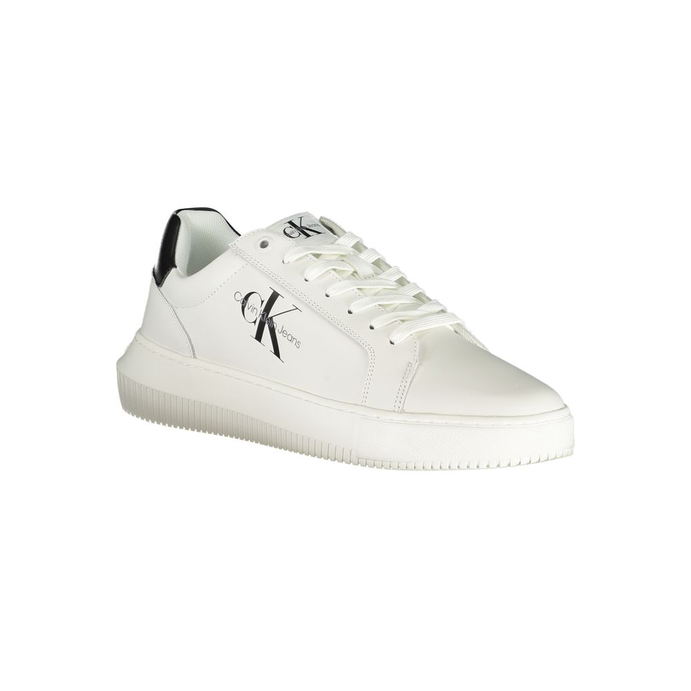 Geavanceerde witte veterschoenen