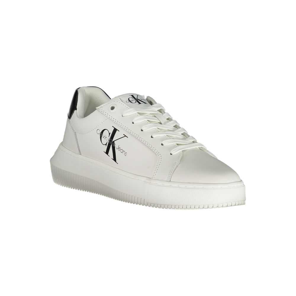 Eco-Chic witte sneakers met contrasterende details