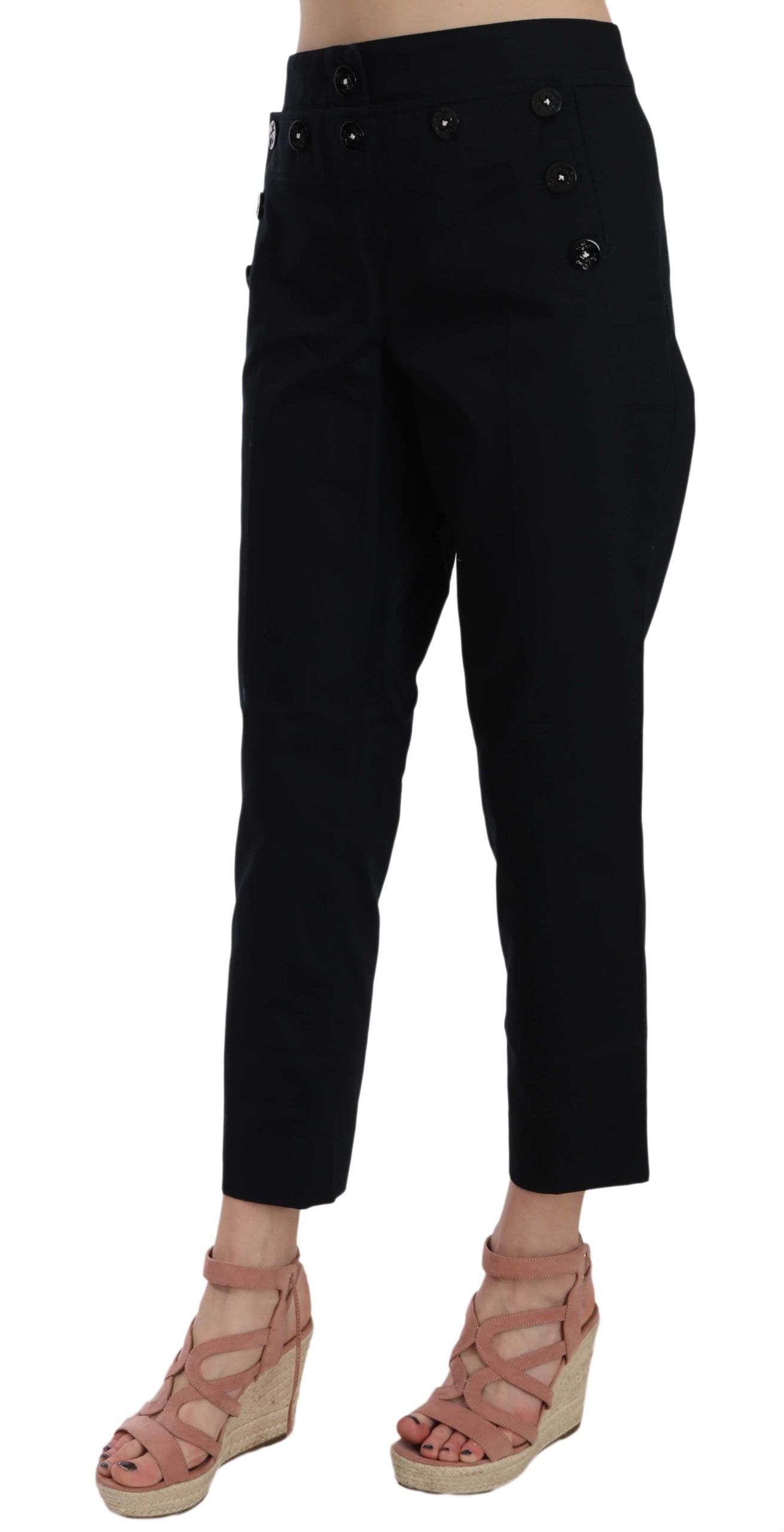 Zwarte cropped broek met knopen aan de voorkant