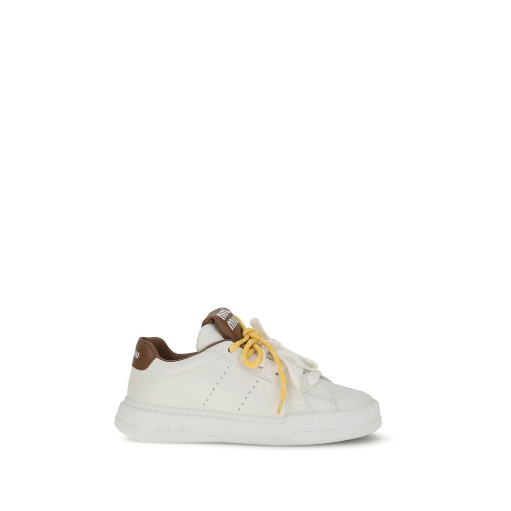 Sneakers met dubbele veters