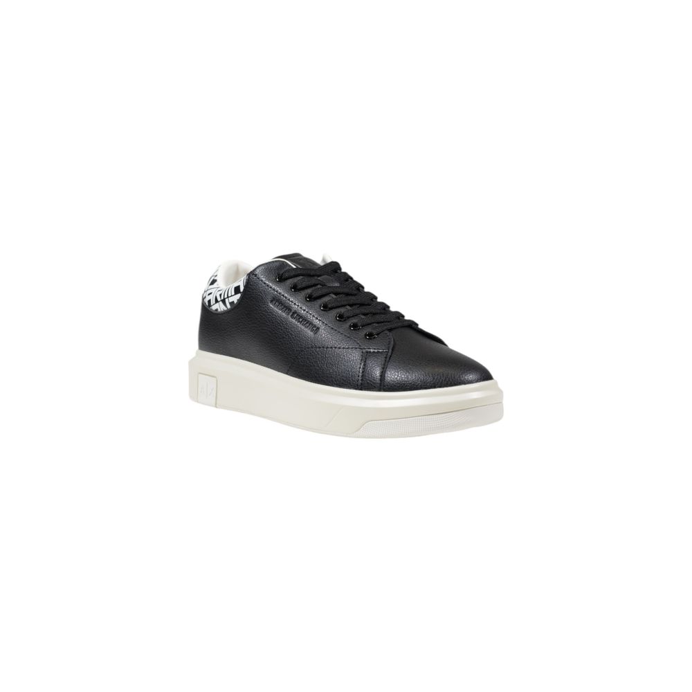 Zwart-witte leren sneaker